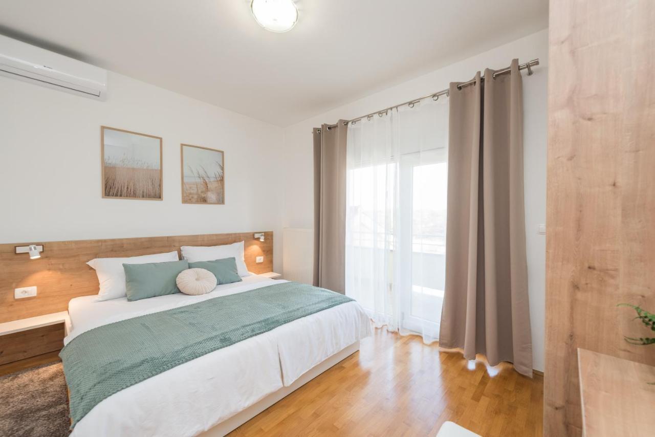 Villa Petra S Bazenom, Rostiljem I Parkingom Ζαντάρ Εξωτερικό φωτογραφία